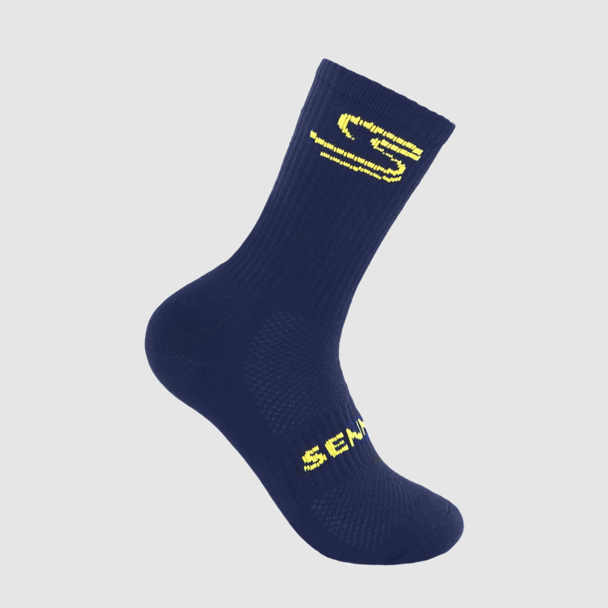Senna Three Pack of Mixed Crew Socks Mixed Colors | Senna Store