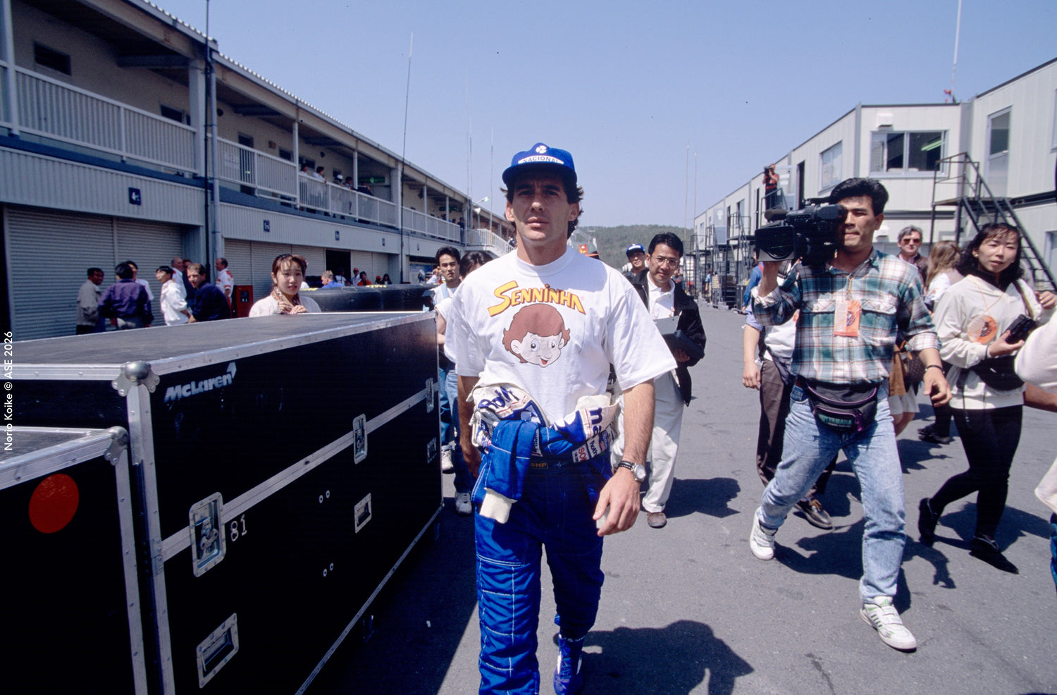 senna wearing senninha shirt